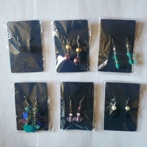 6 pc Dangle earrings